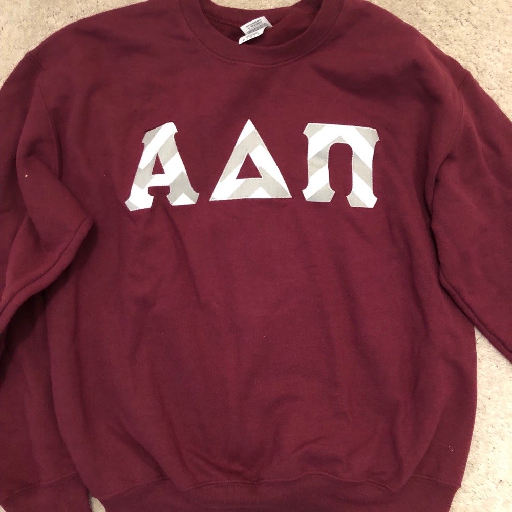 Burgundy maroon ADPI comfy crewneck!